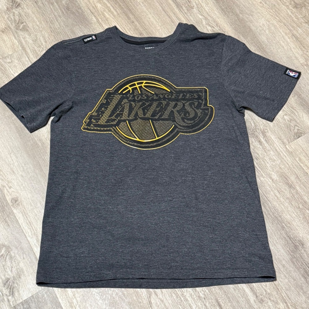 UNK Los Angeles Lakers NBA Graphic T-Shirt Heather Gray Short Sleeve M